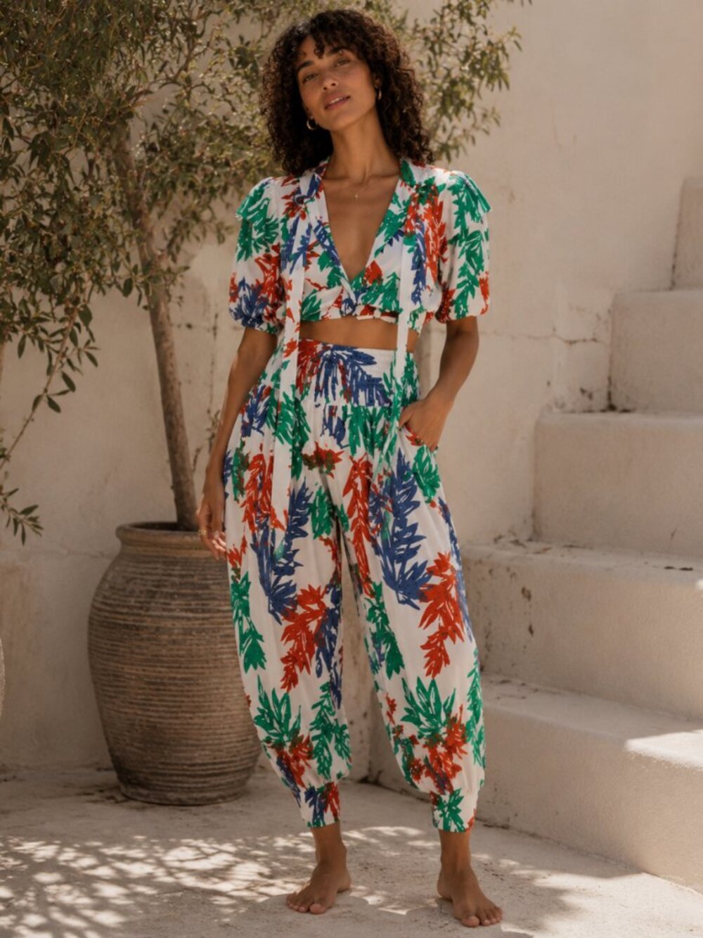 Place Nationale Saint Georges Top & Carcans Tropical Pant Set